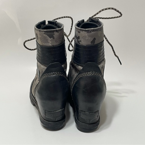 Sorel Lexie Black Camo Wedge Boot Womens 7 Leather Grey Gray - Picture 4 of 8